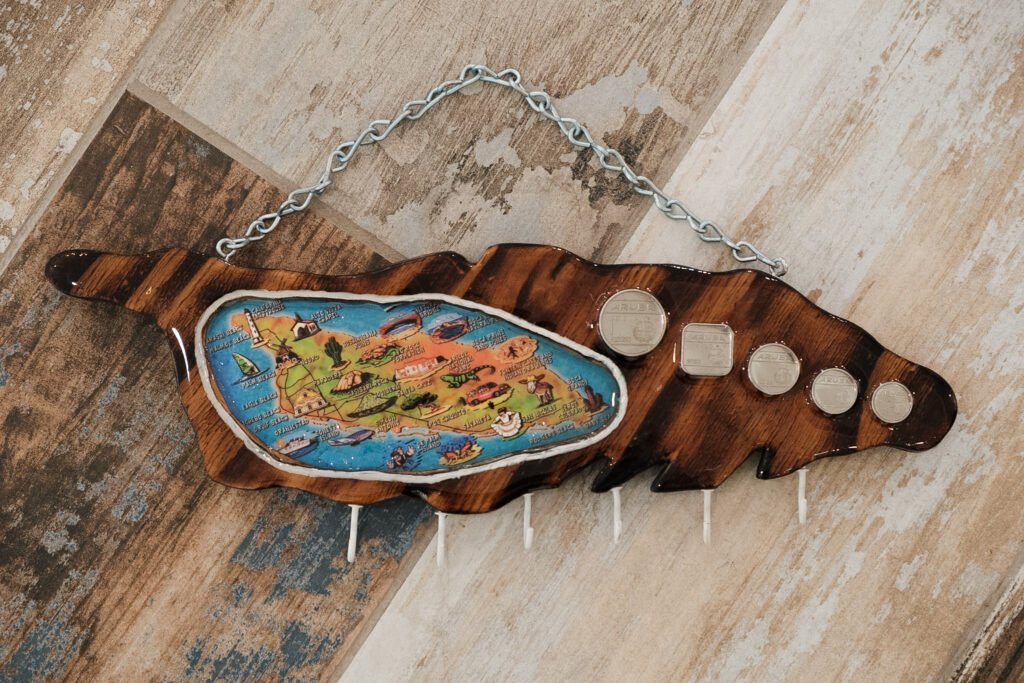 Kwihi-Tree Keyholder